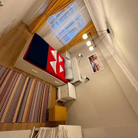 Taksim Square House Apartment