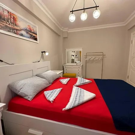 Lejlighed Taksim Square House *